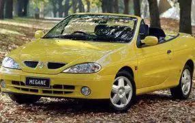 Bâche de voiture adaptée à Renault Megane Cabio housse de voiture  d'extérieur 100% Étanche € 205